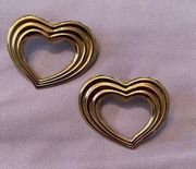 Vintage Park Lane large heart earrings EUC gold color from late 80’s early 90’s