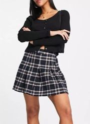 Hollister Ultra High Rise Plaid Schoolgirl Pleated Mini Skirt Medium Black White