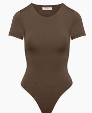 Babaton Contour Crew Short Sleeve Thong Bodysuit Coffee Brown Small