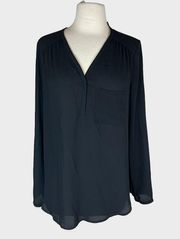 Pleione | Long Sleeve V-Neck Pocketed Blouse | Medium