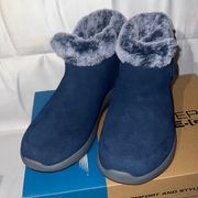 Skechers On the GO City 2 Suede Faux Fur Ankle Boots Cuddle Up casual classic