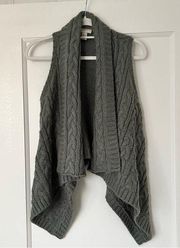 Loft Grey Cable Knit Open Cascade Sweater Vest XS/S EUC