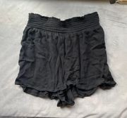 black flowy shorts 