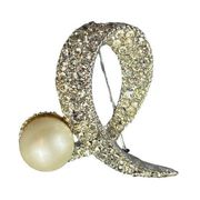 Silver Tone Brooch Pin Clear Rhinestone Faux Pearl Vintage Swirl Women Classic