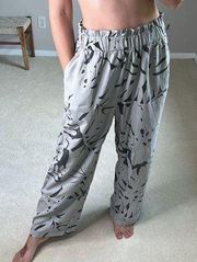 Jane & Delancey: Gray Floral High Waist Wide Leg Pants