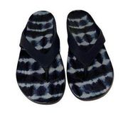 CROCS Navy Tie Dye Flop Flops  Women's Size 11