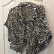 Chris & carol boucle capelet small