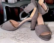 Gray Comfort Est. 1946 Heels Size 6