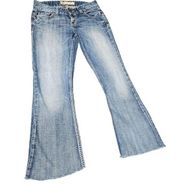 BKE Culture Stretch Women 26 x 33 1/2 Denim Jeans Flare Leg Raw Hem Light Wash