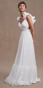 MAC DUGGAL NWT White Rosette Chiffon Cut Out Empire Waist Gown 4