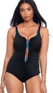 Reebok Women’s Swimwear Zigzag Zipper Tank V-Neckline One Piece like new size 8