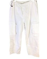 White Cargo Pants with Utility Pockets and wide Legs woman’s size 10