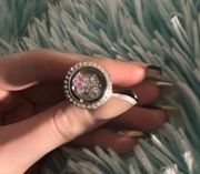 locket ring