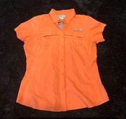 COLUMBIA Omni shade PFG orange shirt tee top with pockets women’s M