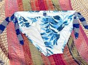 NWOT Splendid Adrift Faux Tie Side Mixed Tropical Print Bikini Bottom size Small