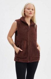 💕GIRLFRIEND COLLECTIVE💕 Recycled Fleece Vest ~ Raisin Brown Large L NWT