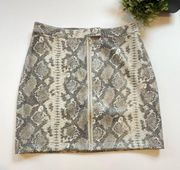 Thread & Supply women’s faux leather snake print mini skirt size M