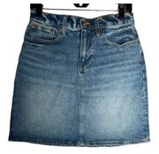 J. Crew Denim Mini Skirt Medium Wash Womens Sz 26 Classic Capsule Wardrobe