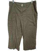 Seven7 Olive Wide Leg Cropped Pants Size 14 Lightweight with Cargo Pockets