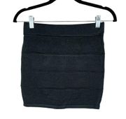 Zenana Outfitters Black Knit Pull On Mini Skirt Size Medium stretchy versatile