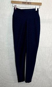 Navy Ruched Butt Textured Leggings