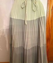 SHEIN Tri-Color Green Pleated Long Skirt