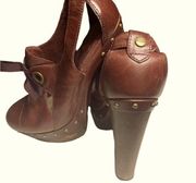 UGG AUSTRALIA Women's NICCO Leather Studded CALF HAIR Heels Size 7 Rum color