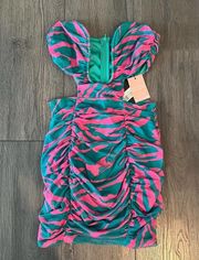 Pretty Little Thing NWT  Zebra Print V Bar Mini Dress Size 0