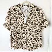 NWT Heartloom Sz M Womens Beige Button Down Collared Printed Blouse Short Sleeve