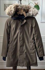 Aritzia TNA Haven Mid-Length Women’s Goose Down Parka Dark Olive $375 M