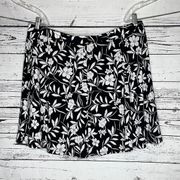 Susan Graver XL Black & White Floral Print 8 Gore Pull On Skort - Skirt w Shorts