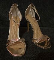 Anne Manelli gold stiletto heel shoes size 8. Brand new