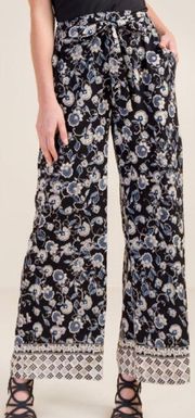 Francesca’s Kathryn Floral Palazzo Pants