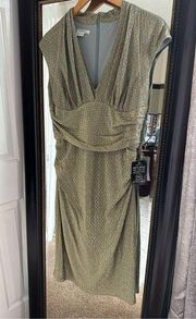 MAGGY LONDON V Neck Metallic Dress NWT Size 8