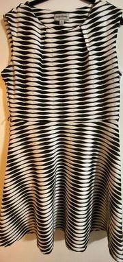 Shelby and Palmer Sleeveless Classic Shape Dress Sz XL