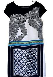 Gabby Skye Women's 8 Blue and White Geometric Bow Print Short Sleeve Dress