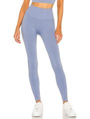 X Revolve Leggings in Capri