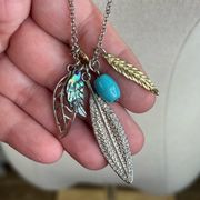 AMERICAN EAGLE Silvertone Multi Pendant Feather Necklace Adjustable Length