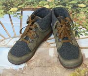 Chaco hiking boots size 6.5