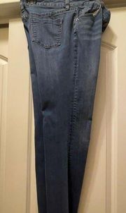 Size 8 Regular bootcut jeans