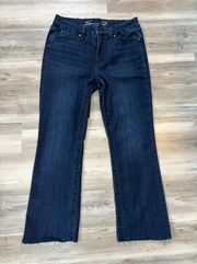 Tunmyless High rise size 12 bootcut jeans, stretchy, waist is 16, length is 27