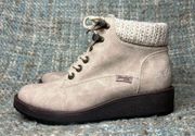 NWOB - Blowfish Malibu Comet Lace Up Boots in Light Taupe/Winter White