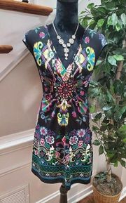 Eci Women's Black Floral Polyester V-Neck Sleeveless Casual Top Shirt Size Small