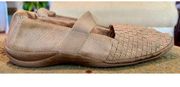 Naturalizer Fearn memory foam woven Mary Jane loafer flats in size 7.5M
