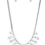 Paparazzi Celebrity Couture Necklace and Earrings Silver