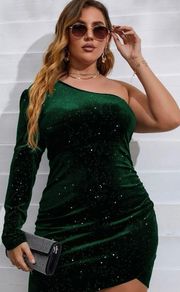 green dress