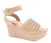 Bamboo Nude Wedge Platform Ankle Strap Sandals Size 10M NEW