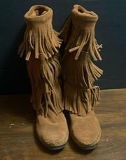 Minnetonka 3 layers fringe Boots Suede leather Mid Calf women’s size 6