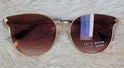 NWT Frye and Co. Women's Gold Toned Sunglasses