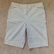 Jones New York sport stretch striped shorts in size 10